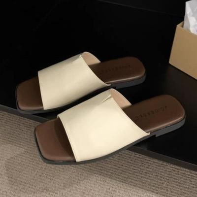 Мода 2025 Лето Женские Вьетнамки на Плоской Подошве во Французском Стиле Мягкая Подошва Удобные Пляжные Сандалии Шикарные Повседневные Шлепанцы для Улицы Юбка