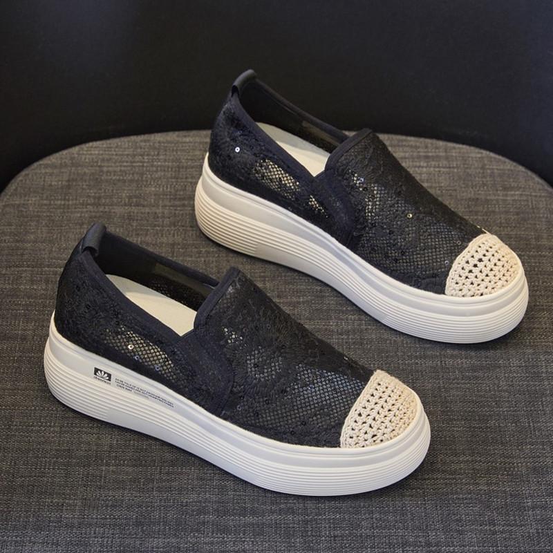 Туфли на платформе женские летние 2024 года, новые сетчатые дышащие туфли с небольшим ароматом внутри, увеличивающие объем женской обуви