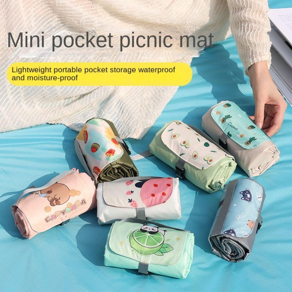 Moisture-Proof Outdoor Picnic Mat Pocket Size Mini Beach Mat Portable Picnic Mat Travel Use