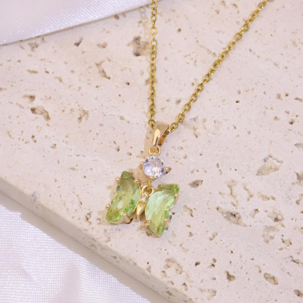 Fashion Zirconia Butterfly Pendant Necklaces for Women Sparkling Stainless Steel Necklace Jewelry Wedding Accessories