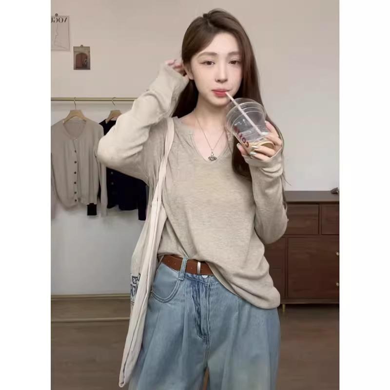 Женский свитер с длинными рукавами и V-образным вырезом в ленивом стиле, новый однотонный внутренний верх, основа, осень 2024 года