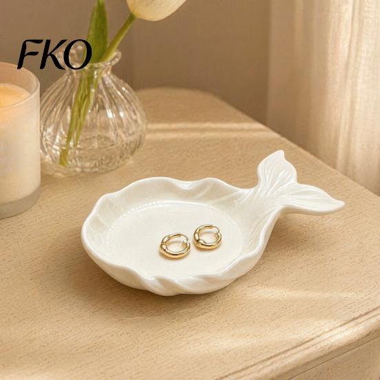 Elegant Jewelry Keeper 3D Printed Fish Shape Tray, Girlish Decorative Trinket Dish, Desktop Small Item Storage Tray Organizer for Dresser Entryway