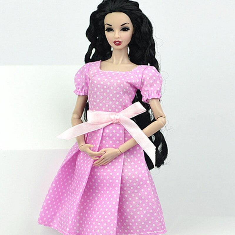 Платье с бантом для куклы Барби