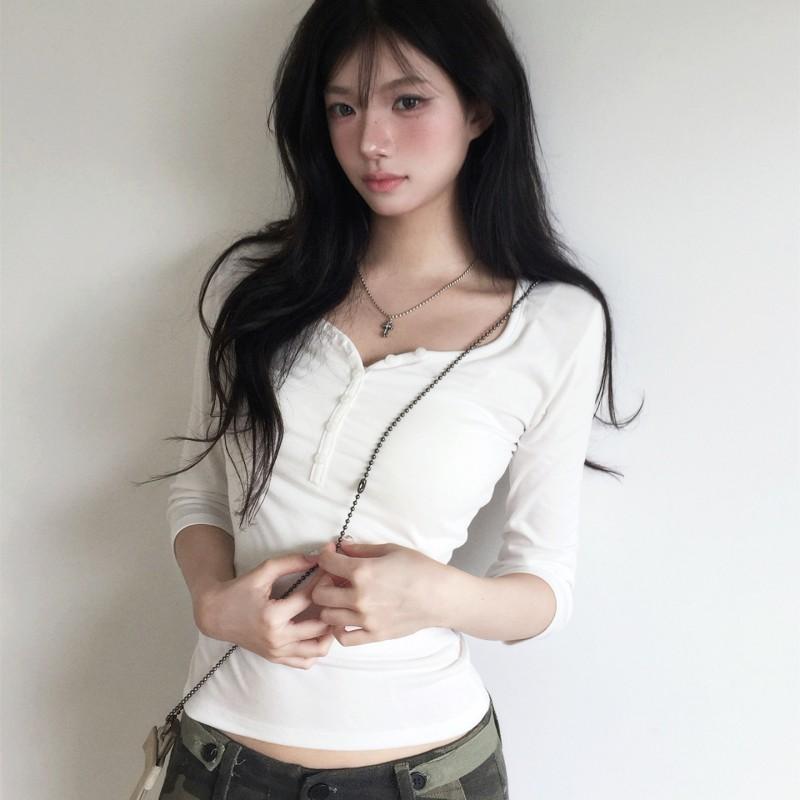 Womens U-Neck Mid-Sleeve Slim Fit T-Shirt Soft Rayon Blend Casual Top Street Style