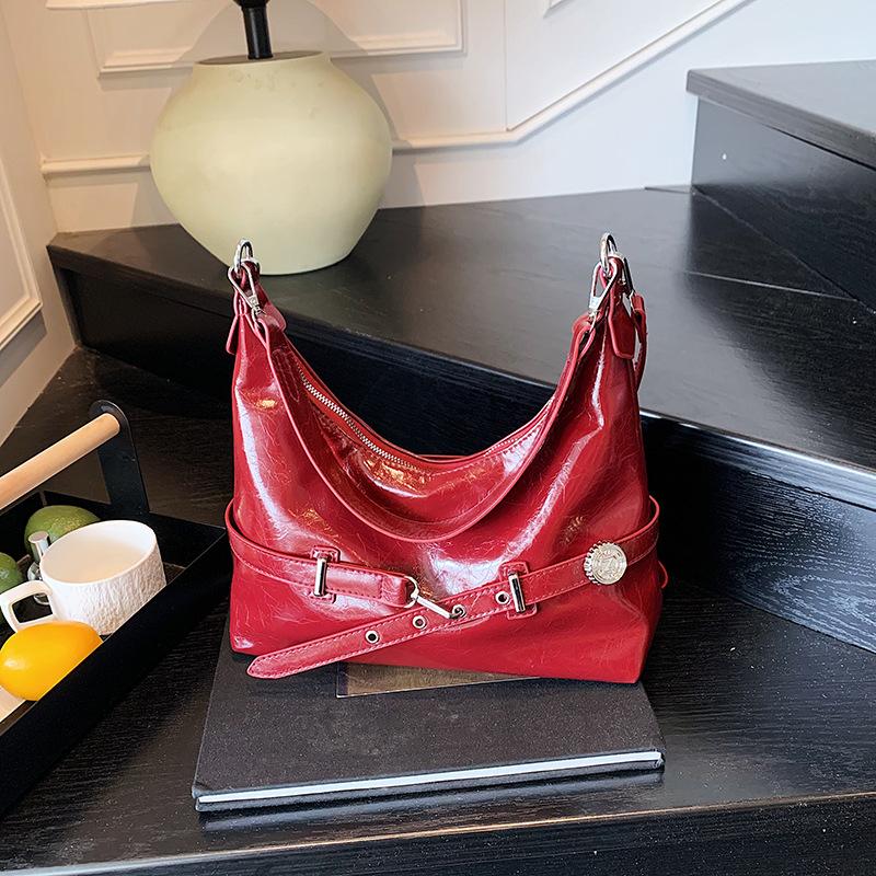 Премиальная ретро сумка подмышку женская новая модная сумка через плечо для通勤 нишевая сумка-мессенджер для通勤