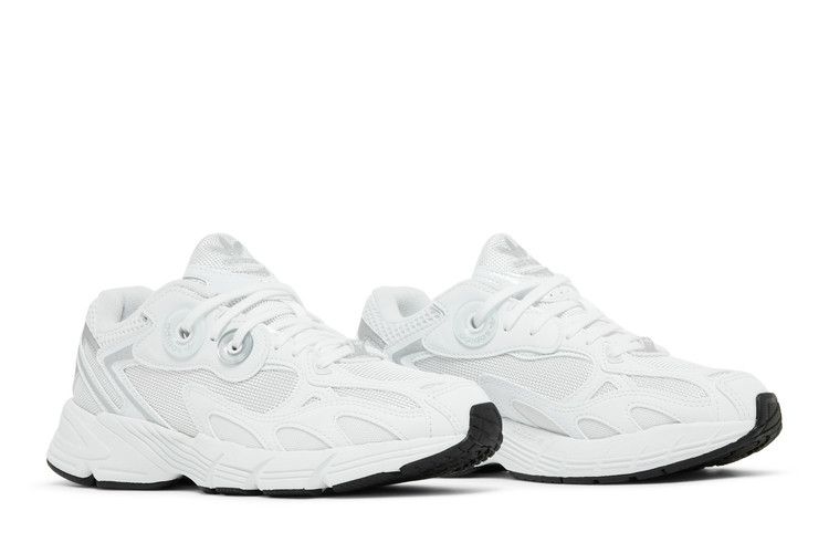 Женские кроссовки adidas Astir Cloud White Silver Metallic (Женский) Облако-белый/Облако-белый/Серебристый металлик