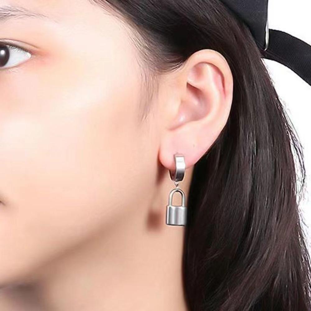 Personality Clip Earrings Lock Pendant Fashion Jewelry Cool Hoop Earrings Men