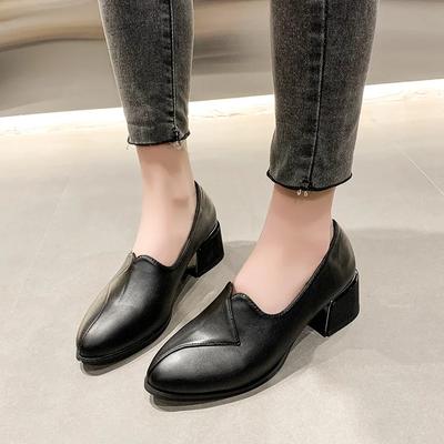 Мода 2024 года, женские туфли с острым носком на плоской подошве, весенние женские туфли без застежек для офиса, красные туфли на плоской подошве, женские повседневные модные удобные туфли из желе