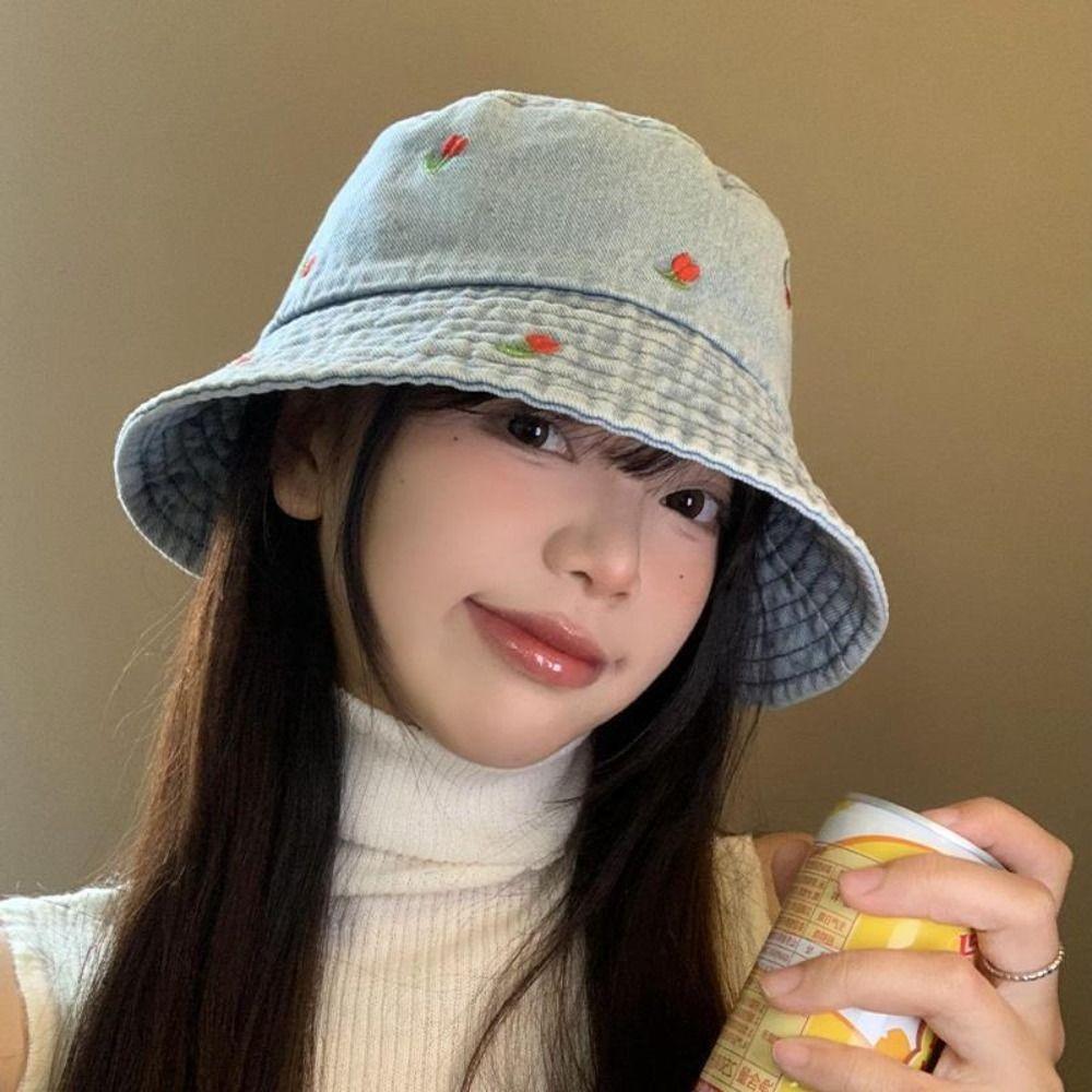 Foldable Women's Bucket Hat Rose Embroidered Beach Sun Hat Breathable Denim Fisherman Hat Summer