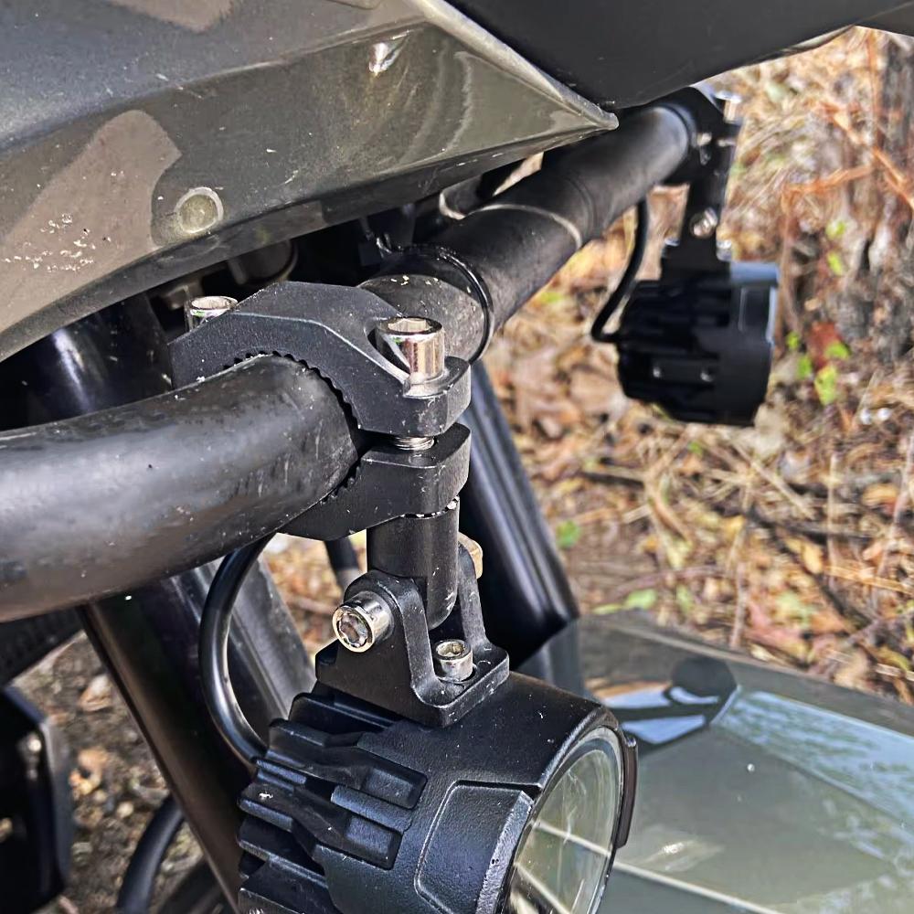 Motorcycle Spotlight Mount Clamp Bracket Aluminum Alloy LED Light Bar Tube Holder for Motorcycle Scooter Dirt Pit Bike SUV