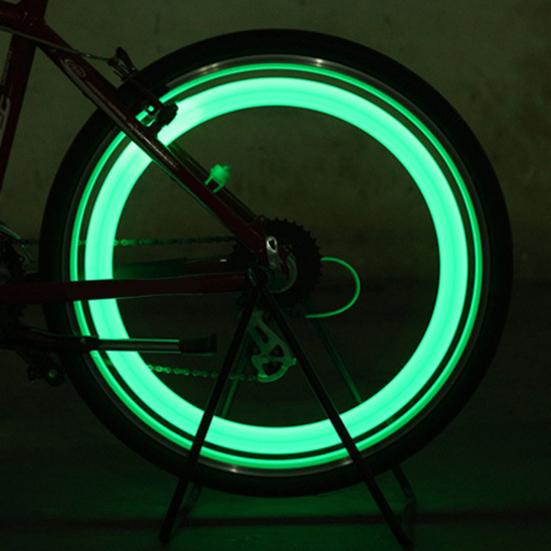 Спицевой фонарь в форме Hot Wheel Простая установка Три режима вспышки Уникальный обтекаемый фонарь для велосипедного колеса для MTB