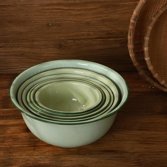 Эмалированная миска, утолщенная ностальгическая зеленая салатница, макароны, суп, тазик, ужин
