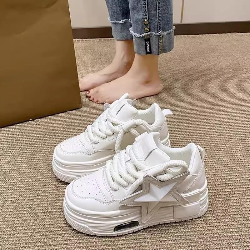 Athletic Sneakers For Women With Eva Sole And Star Decoration For Casual Wear