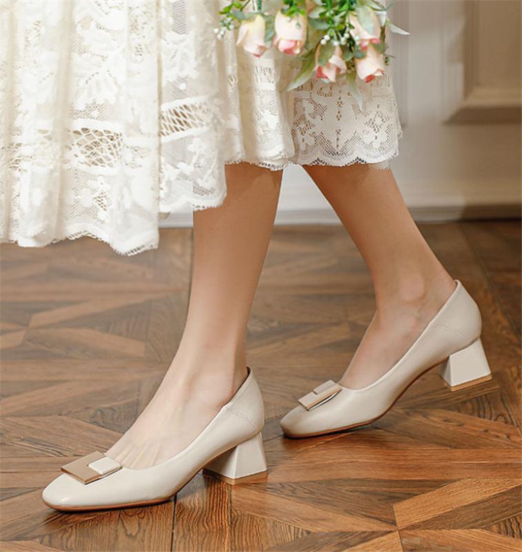 Cresfimix женские модные черные туфли с круглым носком из металла, высококачественные офисные туфли-лодочки, элегантные бежевые туфли для вечеринки в клубе Sey A107d