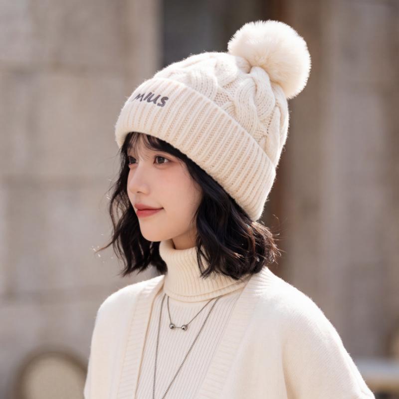 Autumn and winter hairball knitted hat women's thickened warm wool hat, small face, versatile letter embroidery cold hat