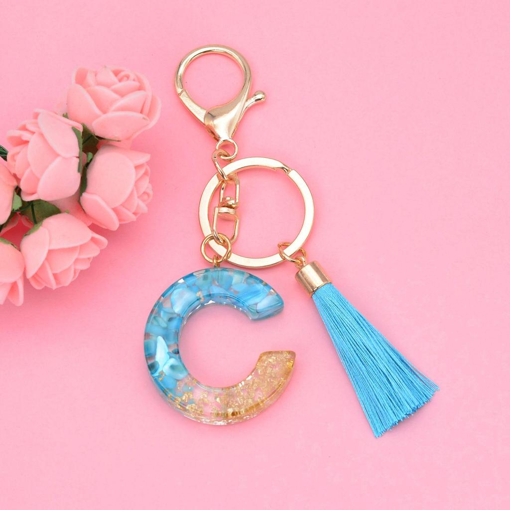 Синий брелок с кисточкой и 26 подвесками в виде английских букв - подвеска-капля из смолы для сумок и автомобилей, унисекс.