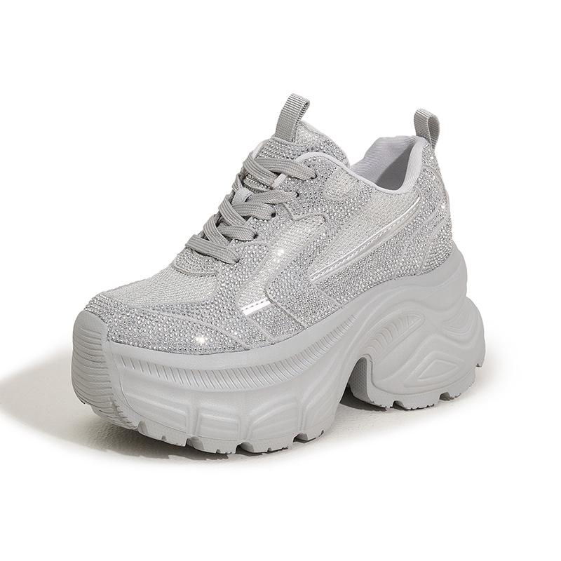 Женские легкие модные кроссовки на платформе со стразами и сеткой 2025 года — универсальный дизайн с толстой подошвой, визуально увеличивающий рост