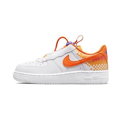 Nike Air Force 1 Шнурок-затяжка Кожаные Повседневные Скользкие Устойчивые к истиранию Низкие Детские Скейтбордические Кроссовки Белый Оранжевый DR8410-181