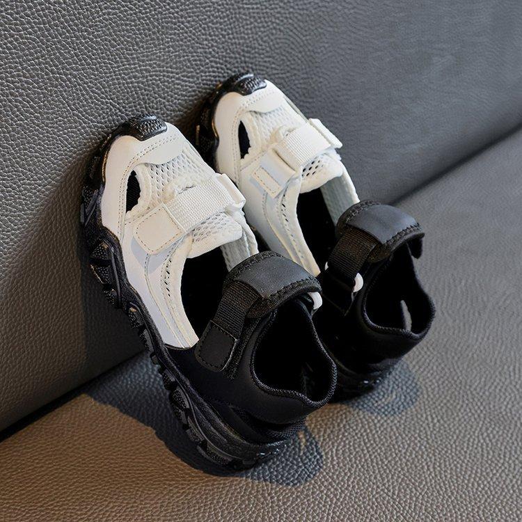 Спортивная обувь для девочек, летние новые сандалии Bowhead Hollow для мальчиков, мягкая подошва, пляжная обувь, детская обувь для ходьбы