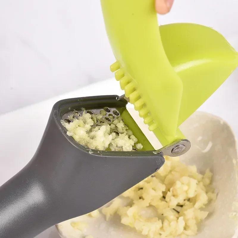 1 Pcs Stainless Steel Garlic Press Crusher Multifunction Handheld Mincer Home Cooking Vegetables Squeezer Masher Tools