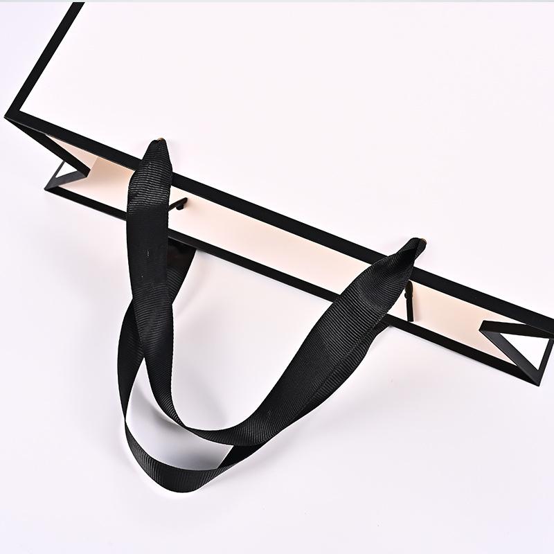 Golden Border Tote Pouches Paper Bag with Handle DIY Crafts Clothing Gift Box Sacks Black Border Birthday Christmas Wedding and Bridesmaid Gift Bags