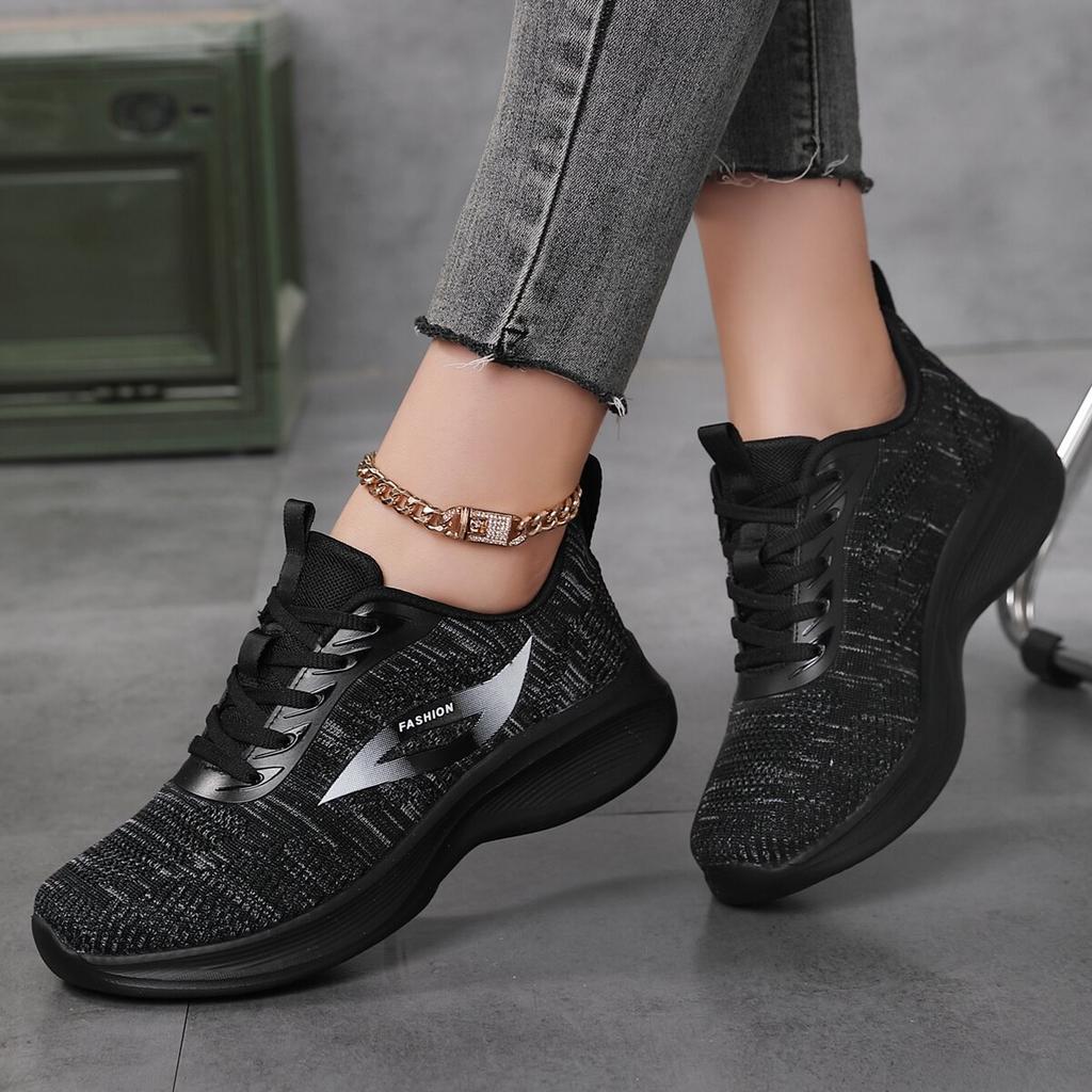 2025 женская обувь сетчатая дышащая спортивная обувь повседневная обувь одинарная обувь легкая студенческая обувь для бега мягкая подошва обувь для путешествий
