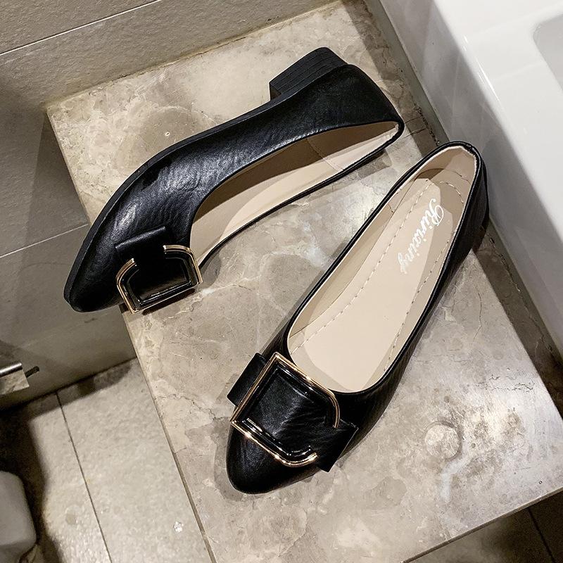 Новая корейская версия A Footstool Lazy Shoes Остроносые женские туфли Мелкий носок A Footstool Lazy Shoes