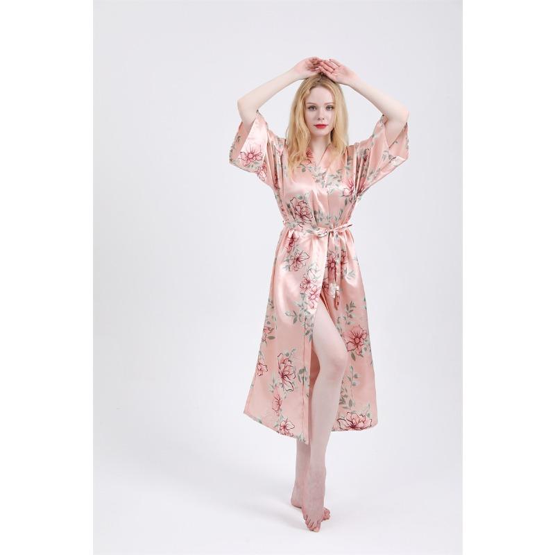 Spring and Autumn Long Imitation Silk Sexy Ladies Home Robe Fashion Temperament Elegant Cute Korean Version of The Silk Mother Morning Robe Home
