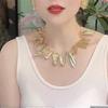 Преувеличенная личность Металлическое волнистое геометрическое ожерелье Простой темперамент Стиль знаменитости Модная цепочка на ключицу