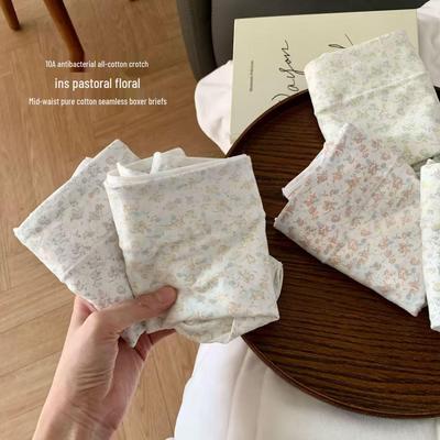 2025 Новые женские красные трусики с цветочным узором, бесшовные, со средней посадкой, из чистого хлопка - Дышащий дизайн класса А с высокой посадкой