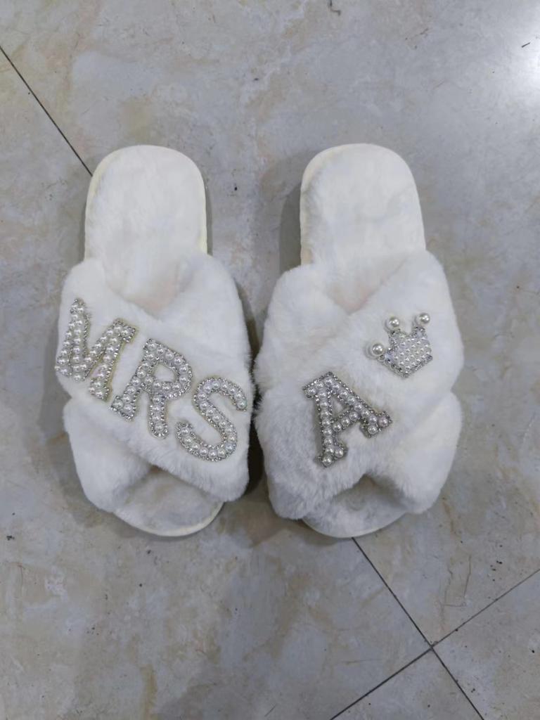 Plush Slippers for Women's Indoor Leisure Cross Plush Slippers Cotton Home Slippers Women Shoes Chanclas Mujer