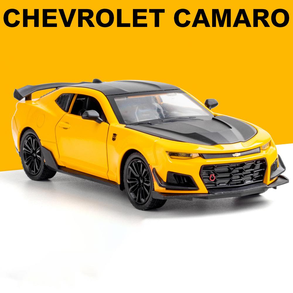 Diecast 1:24 Chevrolet Camaro Alloy Sports Car Model Sound and Light Pull Back Metal Vehicle Model Toys for Children Boy Gifts