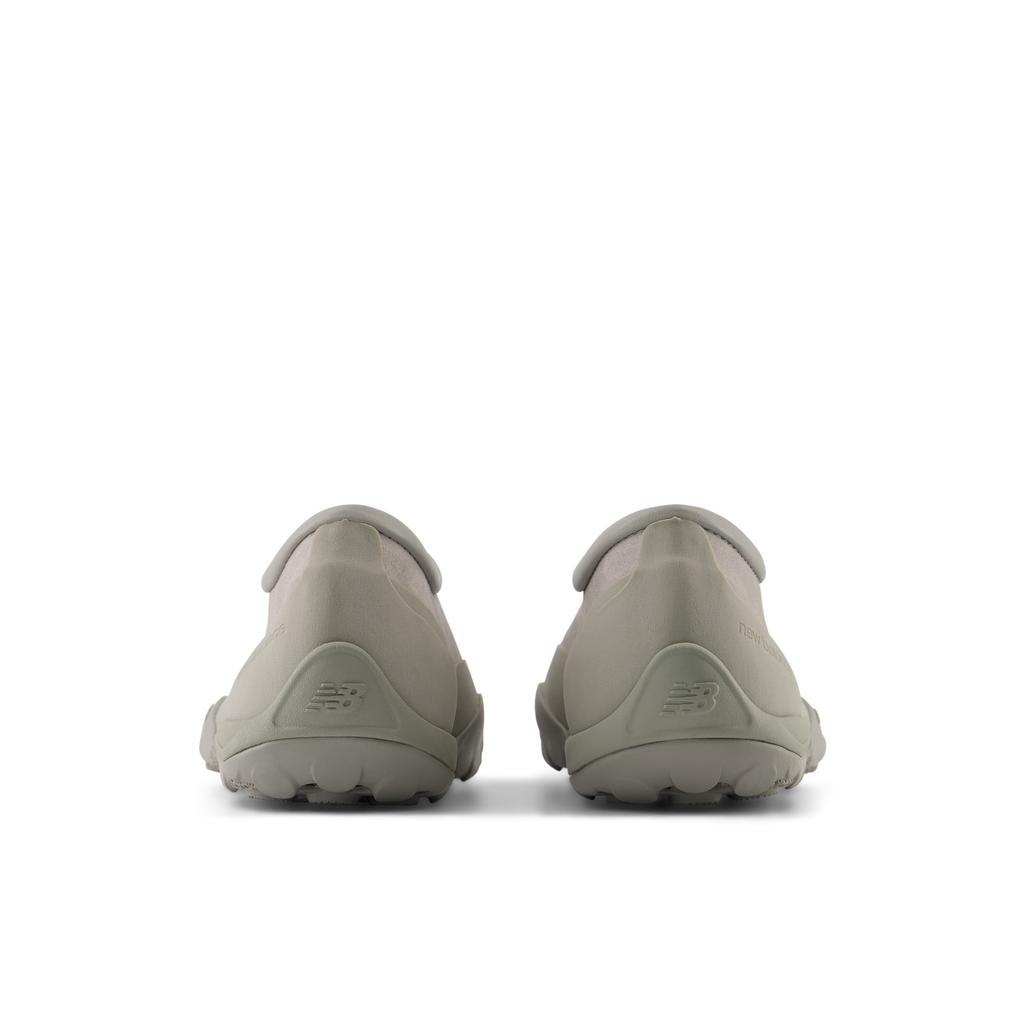 New Balance MT10T Raincloud Бетонные Унисекс Кроссовки Белые MT10T8WQ