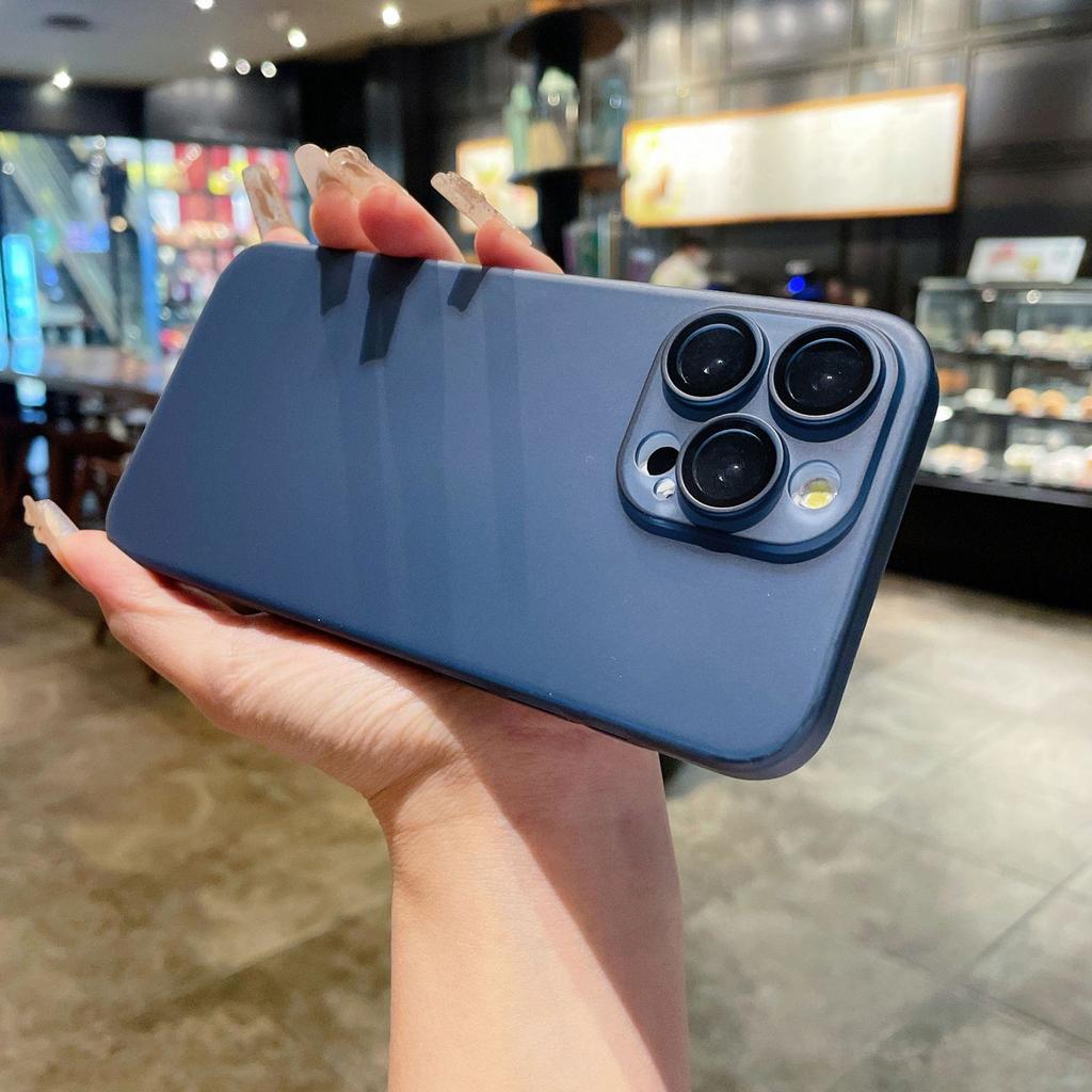 Ультратонкий магнитный чехол для iPhone 15 Pro Max для Apple 14 и 13 — твердый корпус со встроенной пленкой для объектива.