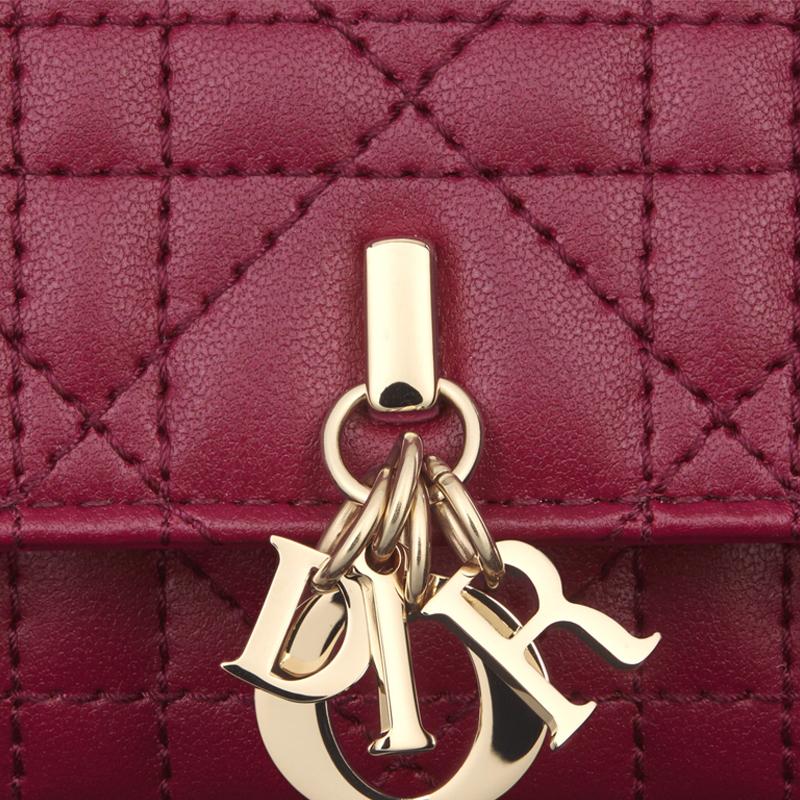 Dior Женский кошелек Miss Light Gold с подвеской, клетчатым узором, из натуральной кожи ягненка, маленького размера, цвет Deep-Pink S0966ONMJ-M97K