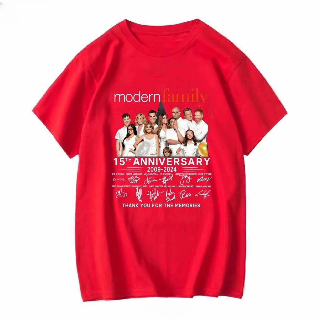 Modern Family Tv Series 15Th Anniversary 2009 2024 T Shirt Vintage Casual Graphic Top for Everyday Wear Stretched