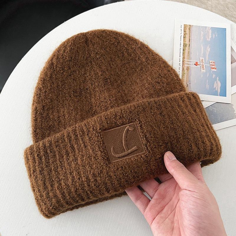 Female autumn and winter rabbit fur hat white warm thickened large head circumference showing face small plush knitted ear protector wool hat