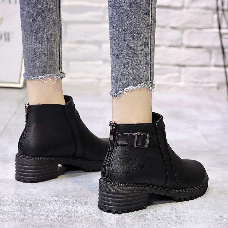 Foreign trade large size Martin boots women's 2024 autumn and winter new European and American round head belt buckle thick heel heightening women's b