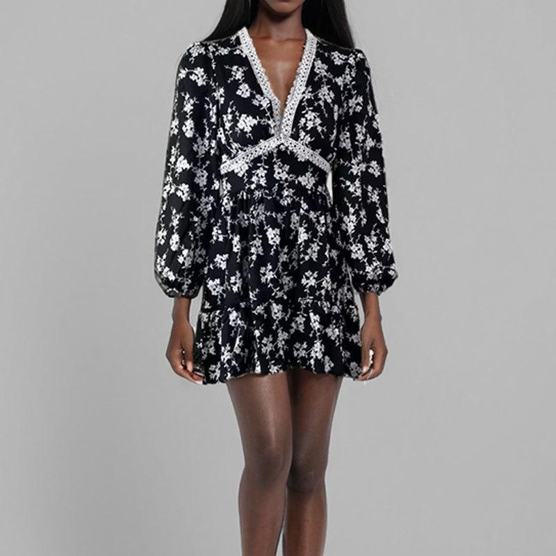 2025 Весна Европейское и Американское Женское Милое Платье с Коротким Рукавом и V-образным Вырезом, с Кружевной Талией