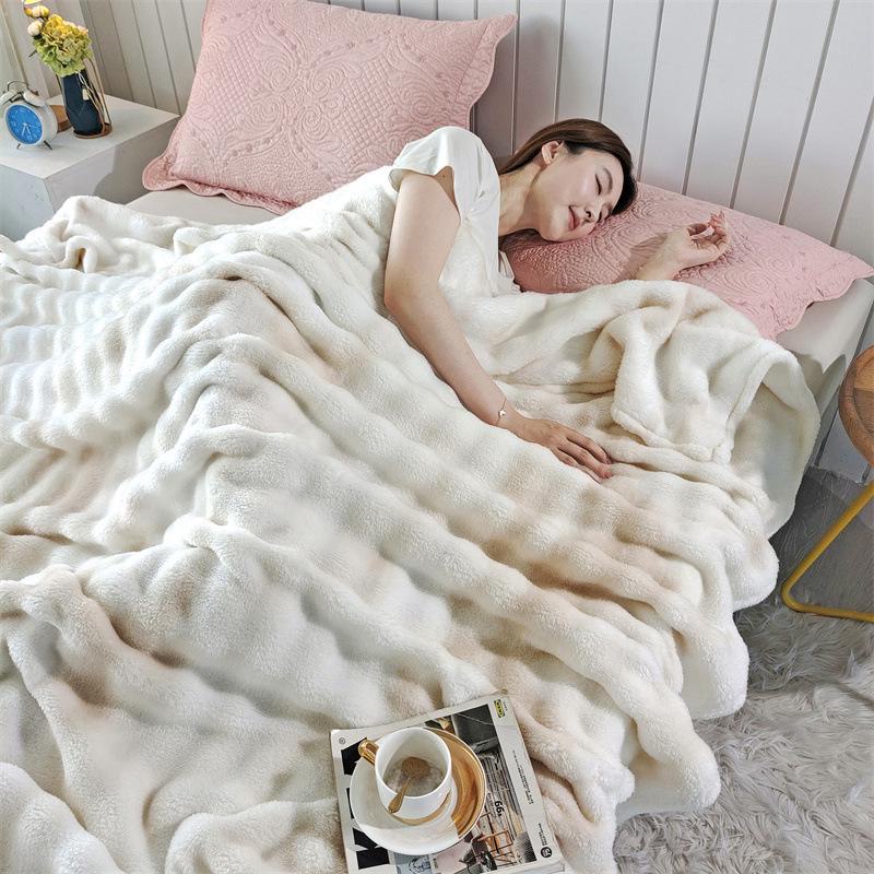 Цветное одеяло из искусственной кроличьей шерсти - уютный пузырчатый флис для весны и осени, идеально подходит в качестве подарка или пледа на диван.