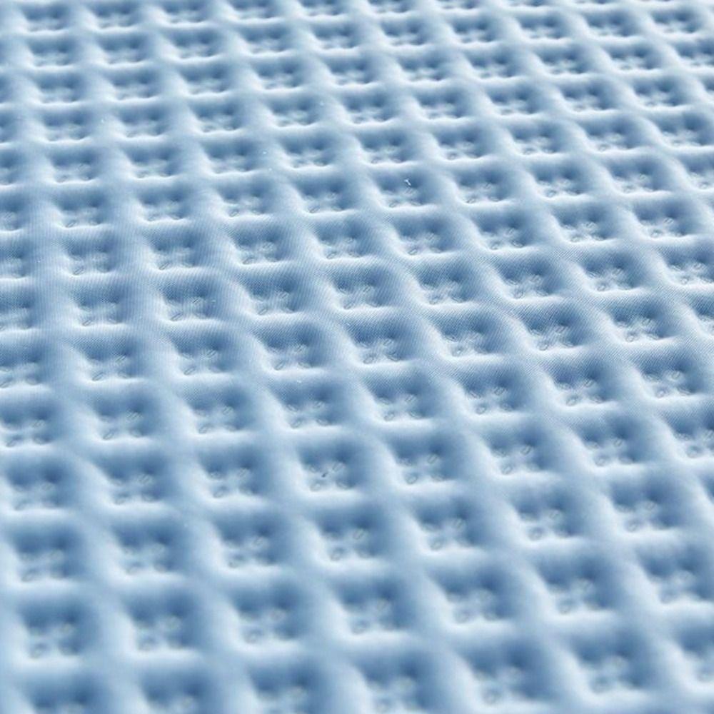 Skin-friendly Ice Silk Bed Mat Breathable Cooling Mattress Pad Summer Cooling Mattress Bedroom