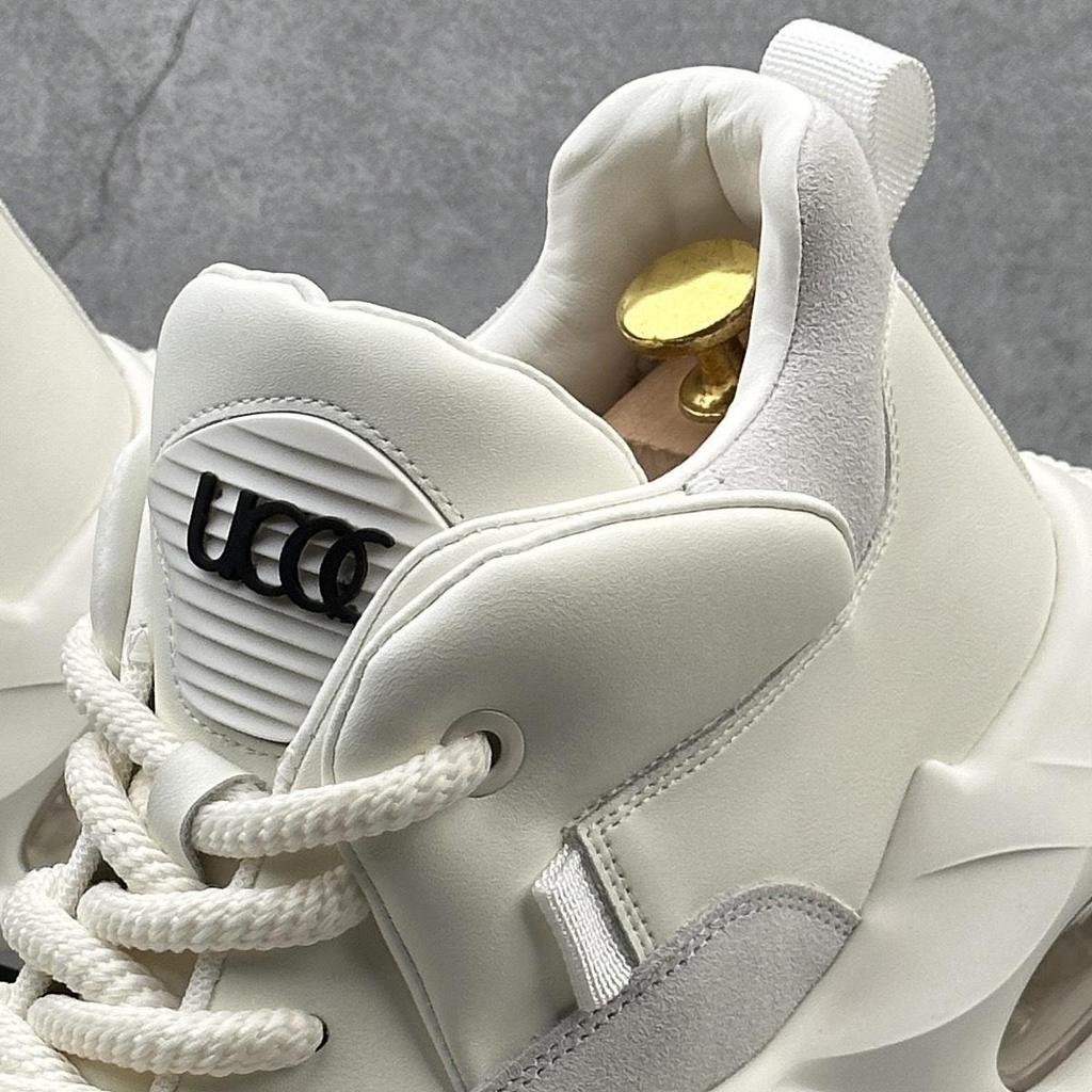 Мужские кроссовки-папы 2025 года с нескользящей толстой подошвой: Повседневная, износостойкая, универсальная белая обувь в минималистичном стиле