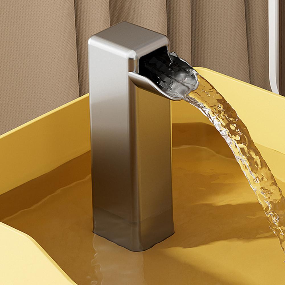 Cat Drinking Fountain Replaceable Filter Pet Fountain Automatic Pet Water Fountain with 3 Filter Sponge for Cats Dogs 1.5l