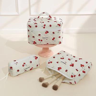 Стеганая косметичка Cherry Bow — большая, модная, высококачественная косметичка для хранения туалетных принадлежностей