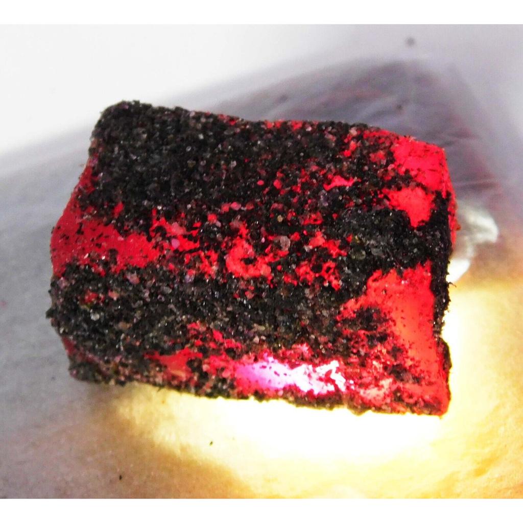 Natural Red Ruby Loose Gemstone Rough 108 ct for Lapidary and Gem Collections