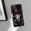 Мультяшный Космонавт Арт Funda Чехол для Телефона для Apple iPhone 17 Pro Max Air 14 13 11 16 XR XS MAX 12 15 Pro 7 8