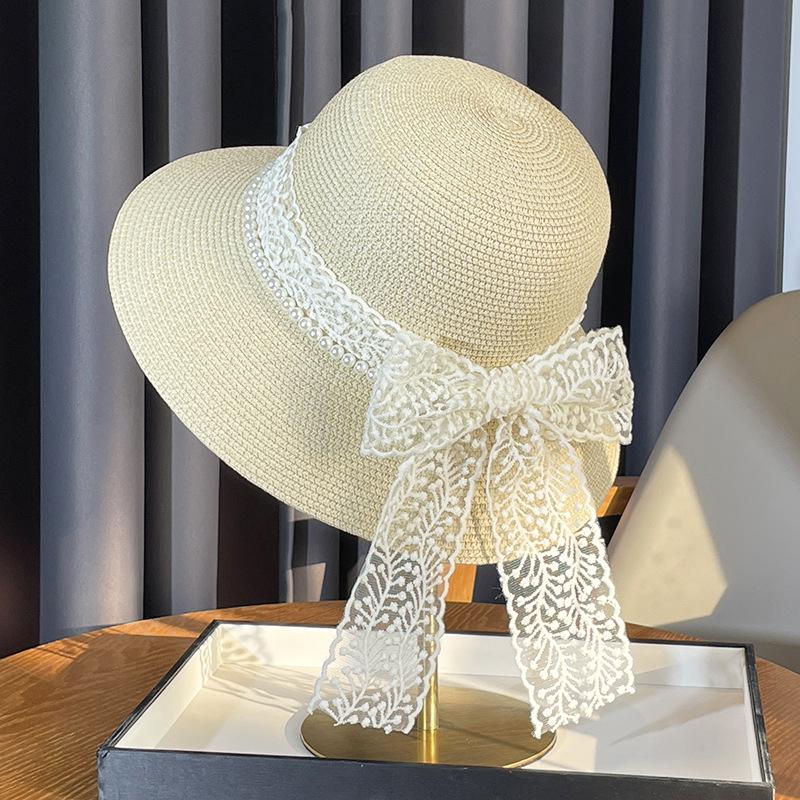Summer Fashion Lace Bow Beach Travel Sun Hat, 100% Paper Straw Crocheted Flat Top Hat with Buckle Closure, Unisex Sun Protection for Weddings