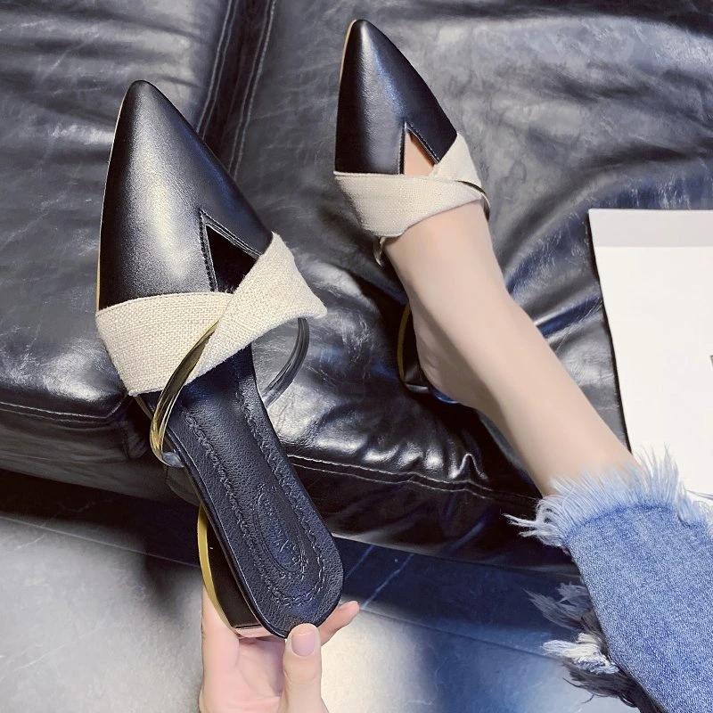 2025 Сандалии с острым носком Дизайнерская роскошь Женские летние шлепанцы Уличная обувь Элегантные туфли-лодочки Большой размер Chaussure Femme