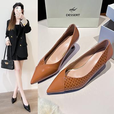 Новые весенне-летние лакированные женские туфли на высоком каблуке, разноцветные, с острым носком, женские туфли-лодочки, неглубокие мокасины, обувь для женщин