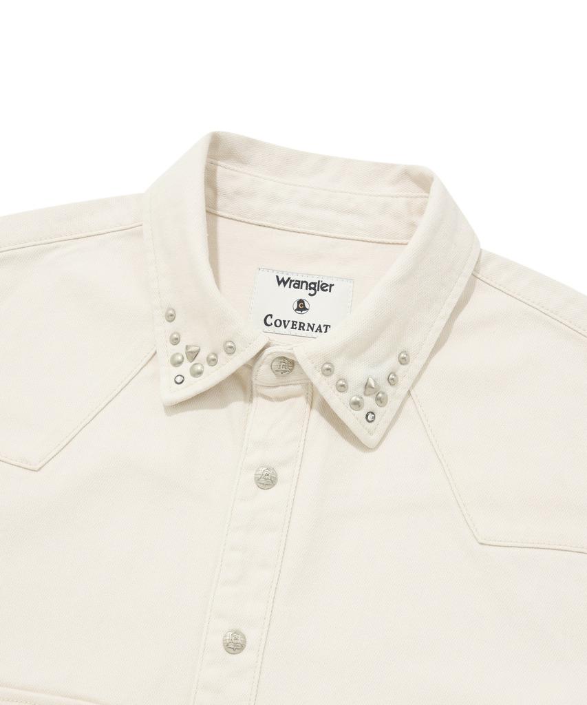 COVERNAT [Covernat X Wrangler] Джинсовая рубашка с воротником и заклепками, цвет слоновой кости